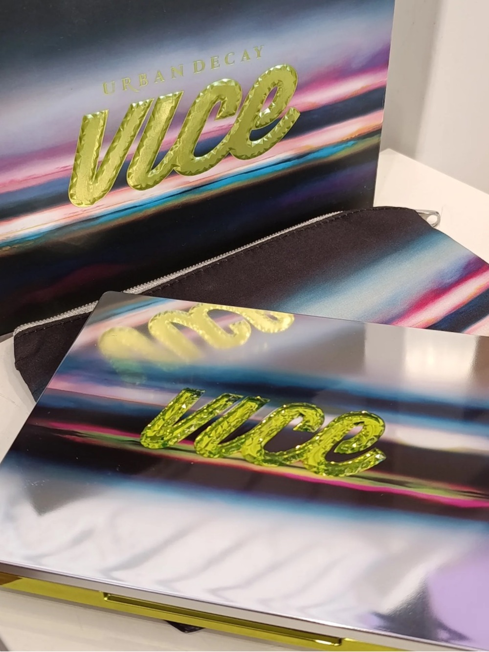 Urban Decay Vice Eyeshadow Palette 🔥RARE🔥